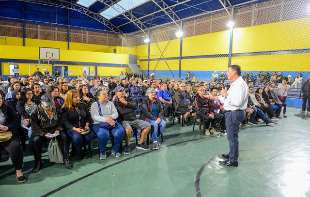 Prefeito Orlando Morando Entrega Escrituras A Fam Abc Do Abc