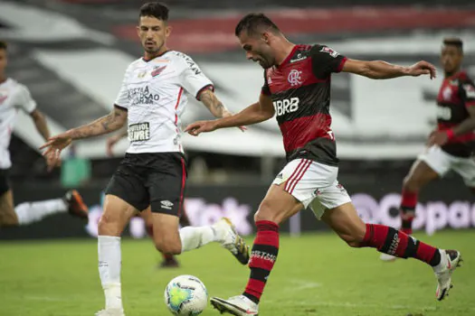 Flamengo e Athletico-PR se testam antes de confronto por final da Copa do Brasil