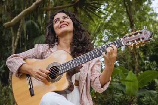 Ana Paula da Silva lança álbum REMANSO em todas as plataformas digitais