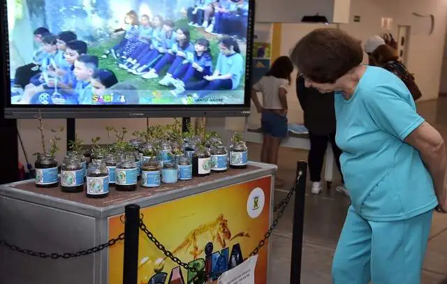 Sabina recebe exposição sobre futuro da Terra