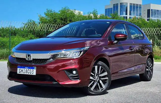 Teste do Honda New City hatchback Touring – Aposta na segurança