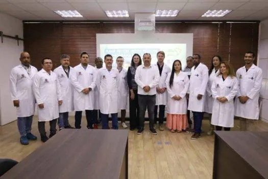 Prefeito Marcelo Oliveira recepciona profissionais dos Mais Médicos em Mauá