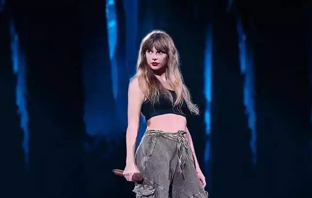 Taylor Swift é a primeira mulher a ter quatro álbuns no Top 10 da Billboard