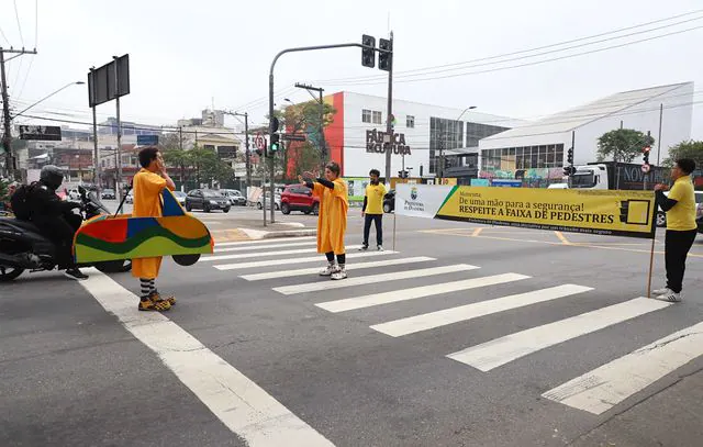 Campanha por trânsito seguro em Diadema tem atividades de rua