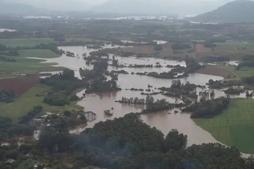 Rio Grande do Sul tem novos temporais e chuva de granizo neste sábado (23)