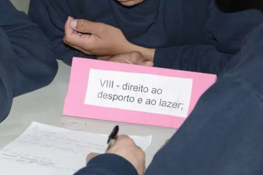 Jovens da Fundação CASA de Guarujá participam da Pré-Conferência de Juventude