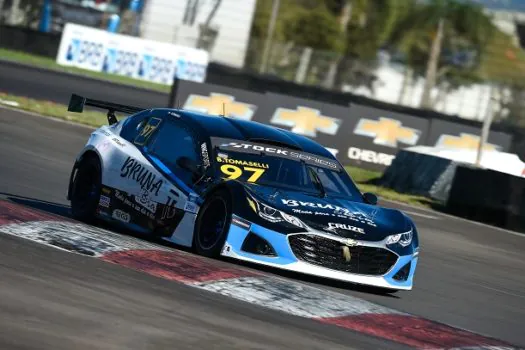 Zezinho Muggiati e Felipe Papazissis vencem em domingo de Stock Series no Velopark