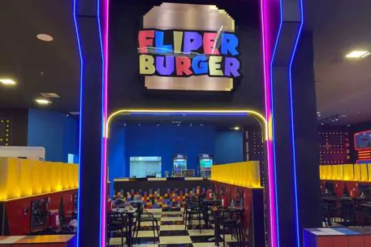 Fliper Burger chega ao Atrium Shopping