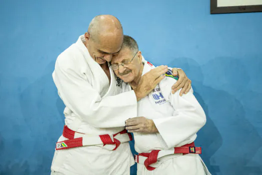 Judoca de São Caetano há mais de 40 anos recebe a ‘pós-graduação’ do judô