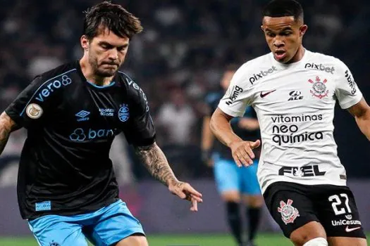 Corinthians e Grêmio empataram por 4 a 4