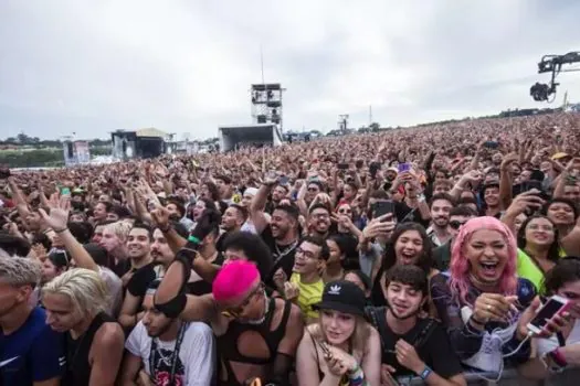 Lollapalooza 2024 anuncia data de venda de ingressos; veja cronograma