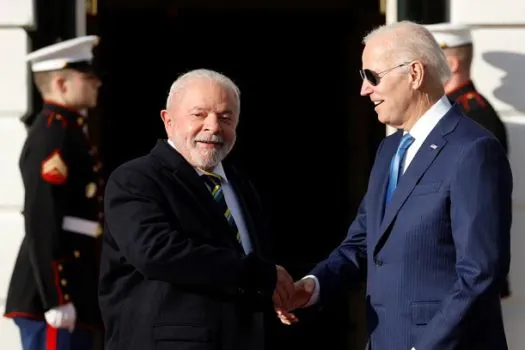 Lula e Biden se reaproximam em NY após semestre marcado por tensões sobre guerra na Ucrânia