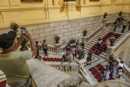 Festa de um ano da reabertura do Museu do Ipiranga recebeu 5.700 visitantes no feriado