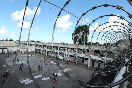 Agentes temem que fim da saidinha transforme presídios em caldeirão de rebeliões