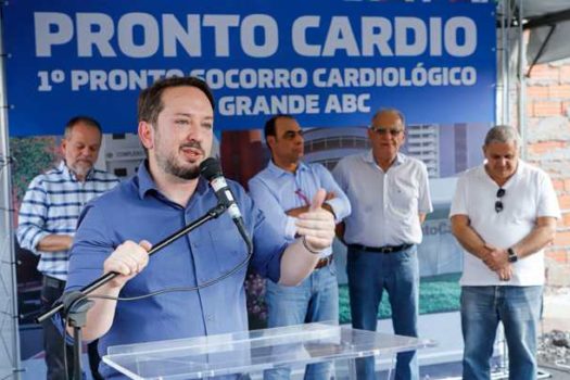 Auricchio e Prearo dão início à construção do Pronto Cardio São Caetano