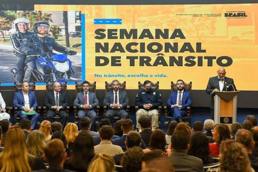 Detran-SP participa da abertura da Semana Nacional de Trânsito em Brasília