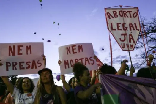 Descriminalização do aborto no STF: entenda a discussão e o que pode mudar