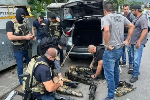 Exército e PM fazem operação em Guarulhos sobre furto de metralhadoras