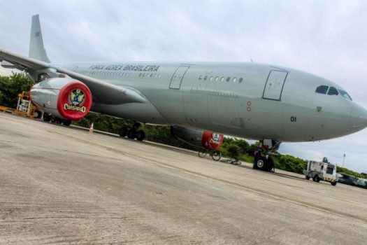 Chega ao Brasil 8º voo de repatriação de brasileiros vindos de Israel