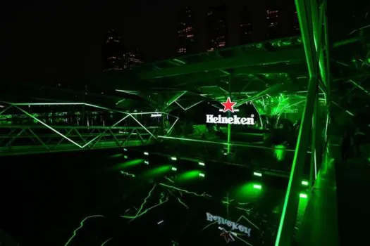 Heineken Floating Bar: saiba tudo sobre a ação voltada para o Meio Ambiente