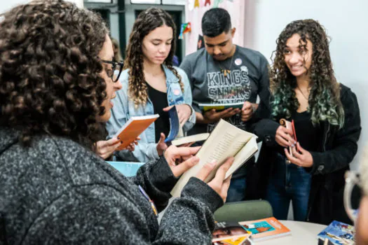 Biblioteca antirracista é inaugurada na zona sul de São Paulo