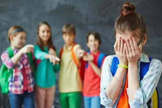 Enfrentando o bullying e a violência nas escolas