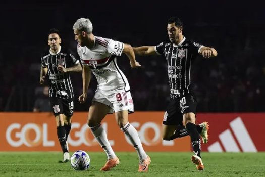 São Paulo vence o Corinthians de virada em clássico no Morumbi