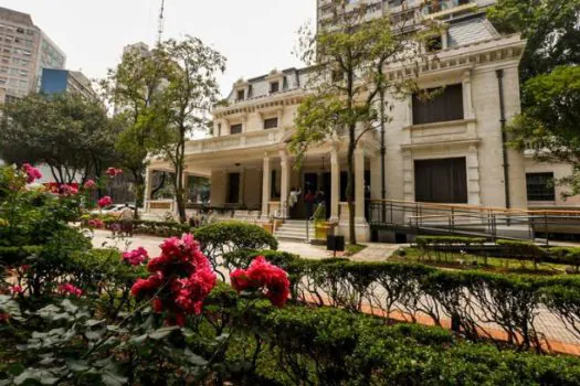 Museu Casa das Rosas celebra 19 anos