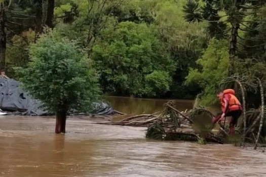 Chuvas intensas afetam ao menos 78 cidades de Santa Catarina