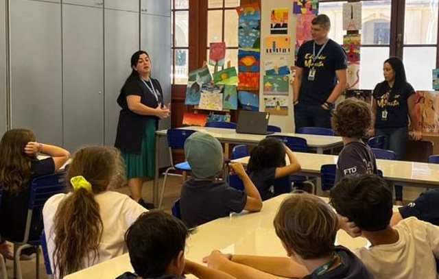 Projeto de alunos discute as alegrias e dificuldades dos “altões” e dos “baixinhos”