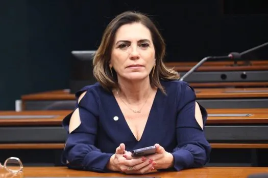 Rosana Valle quer que Lula reconheça Hamas como terrorista 