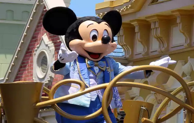 Como a Disney moldou a cultura e agora faz cem anos sob ameaça de perder Mickey