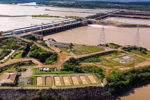 Seca faz usina suspender geração de energia em Rondônia