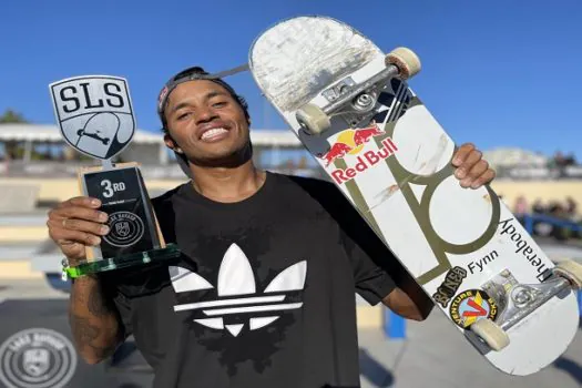 Felipe Gustavo conquista o ouro na Liga Mundial de Skate Street; Rayssa Leal é prata