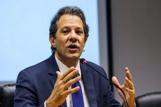 Haddad nega que Centrão tenha pedido saída de assessor especial