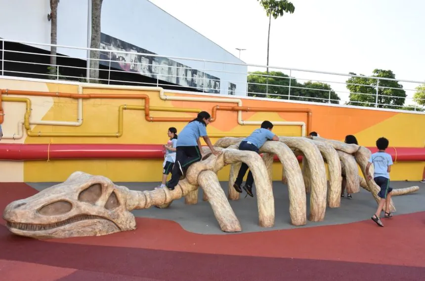 Santo André inaugura Praçatempo, novo ambiente lúdico da Sabina