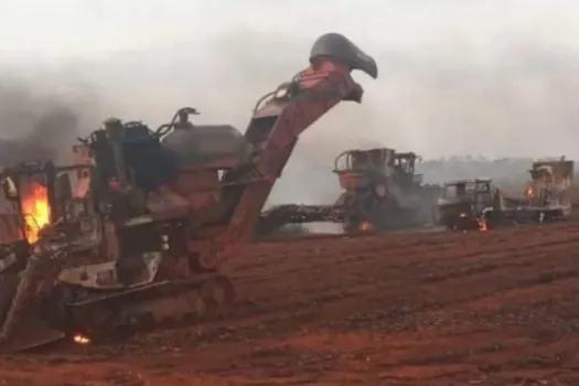 Incêndio em canavial deixa quatro mortos e três feridos no interior de Goiás