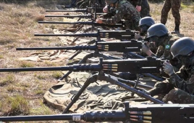 Ladrões levam 21 metralhadoras do Exército Brasileiro; 13 delas podem  derrubar aeronaves - 14.10.2023, Sputnik Brasil