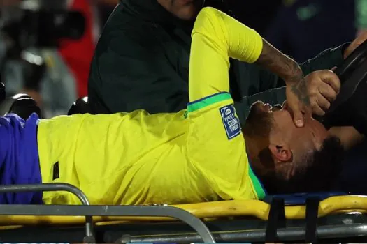 Exame confirma ruptura do ligamento e do menisco de Neymar