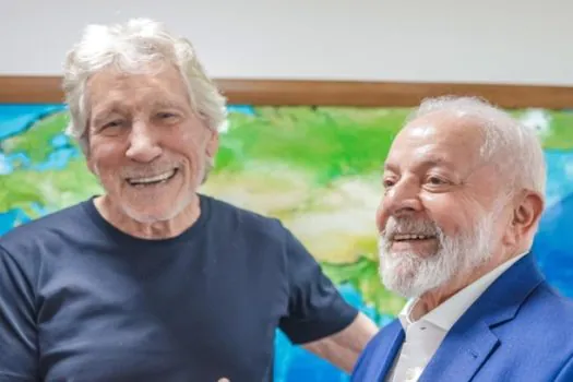 Roger Waters abre turnê pelo País com reafirmação política