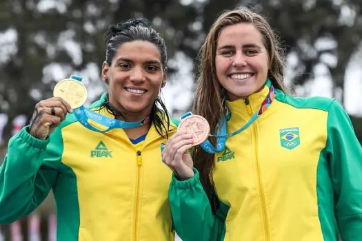 Brasil conquista duas medalhas na maratona aquática feminina do Pan