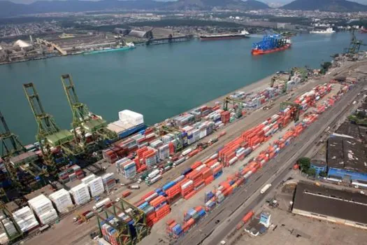 Fatec faz estudo comparativo entre terminais do Porto de Santos