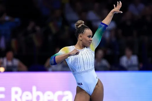 Rebeca Andrade é prata no mundial de Ginástica Artística