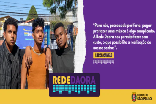 Jovem da periferia grava músicas autorais no Estúdio Criativo do Programa Rede Daora