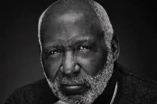 Morre Richard Roundtree, um dos primeiros heróis negros da história do cinema