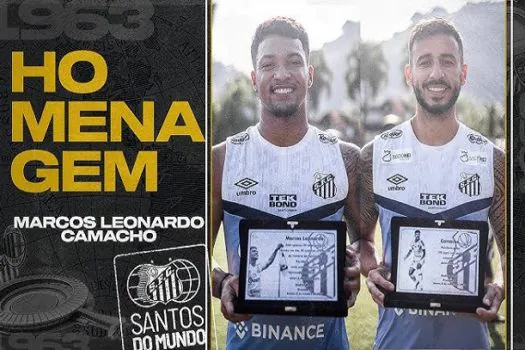 Santos promove visita a memorial e usa história do clube e de Pelé para motivar o elenco