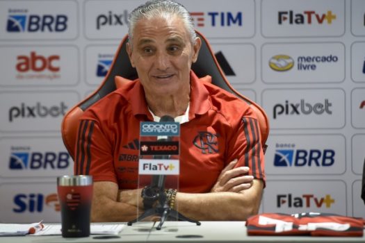 Tite é apresentado oficialmente como técnico do Flamengo