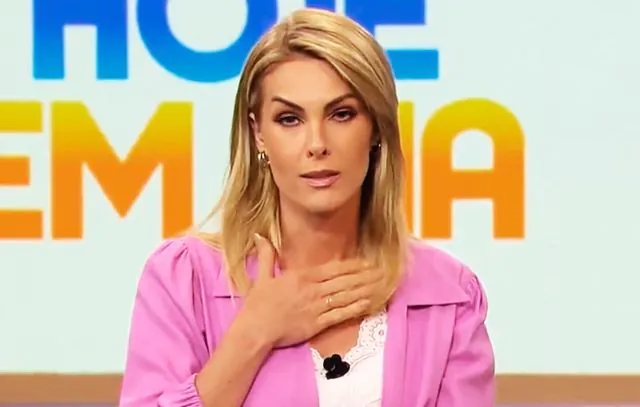 ana-hickmann