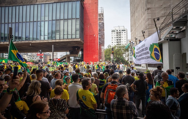 bolsonaristas-manifestaçao