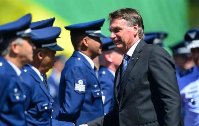 bolsonaro-exercito